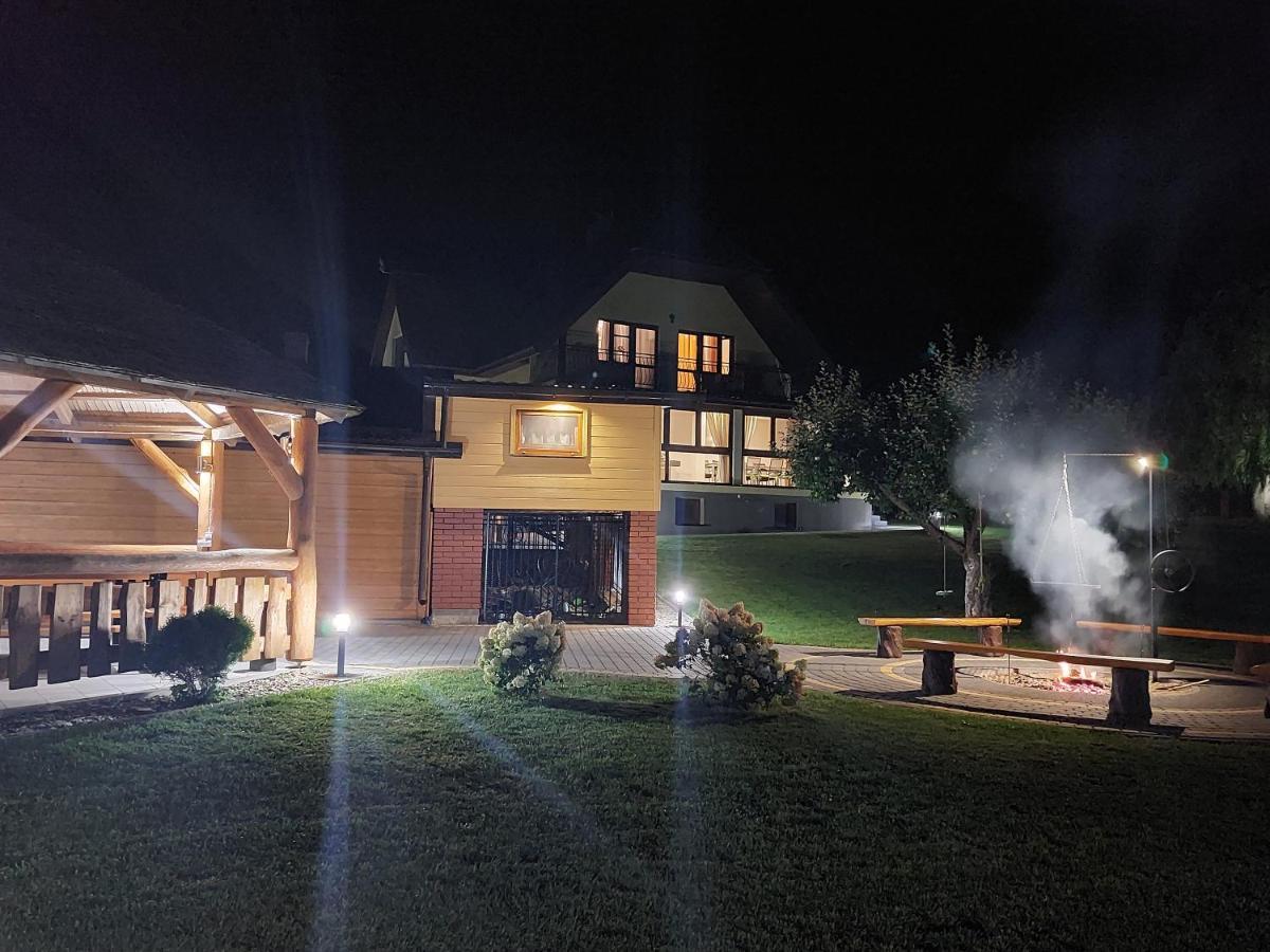 Agroturystyka Zubrowka Buitenkant foto